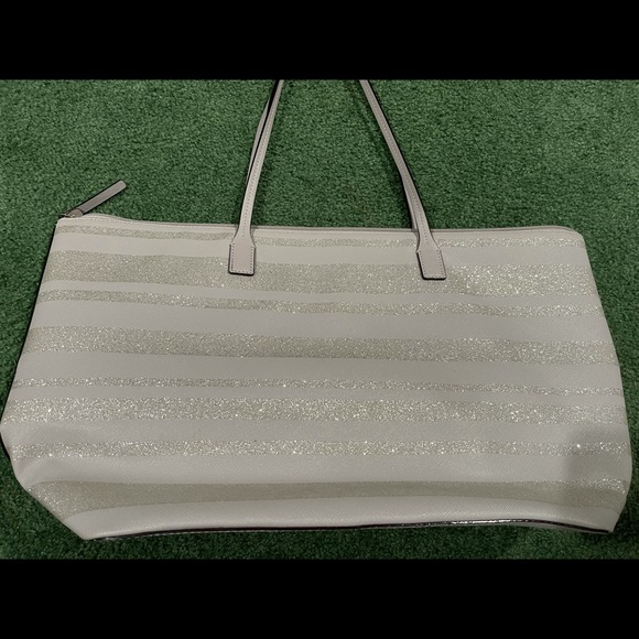 Authentic Kate Spade large gold champagne tote - Picture 3 of 5